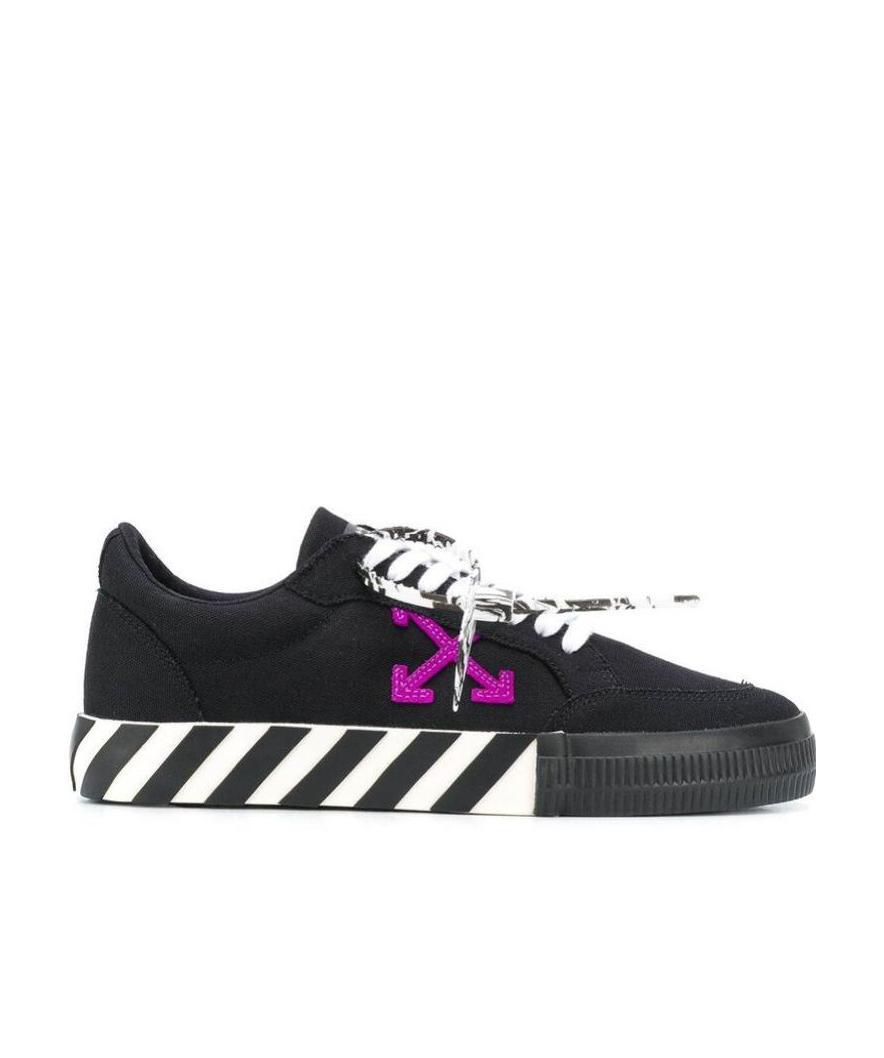 Off-white Vulcanized Low-top Sneakers In Black