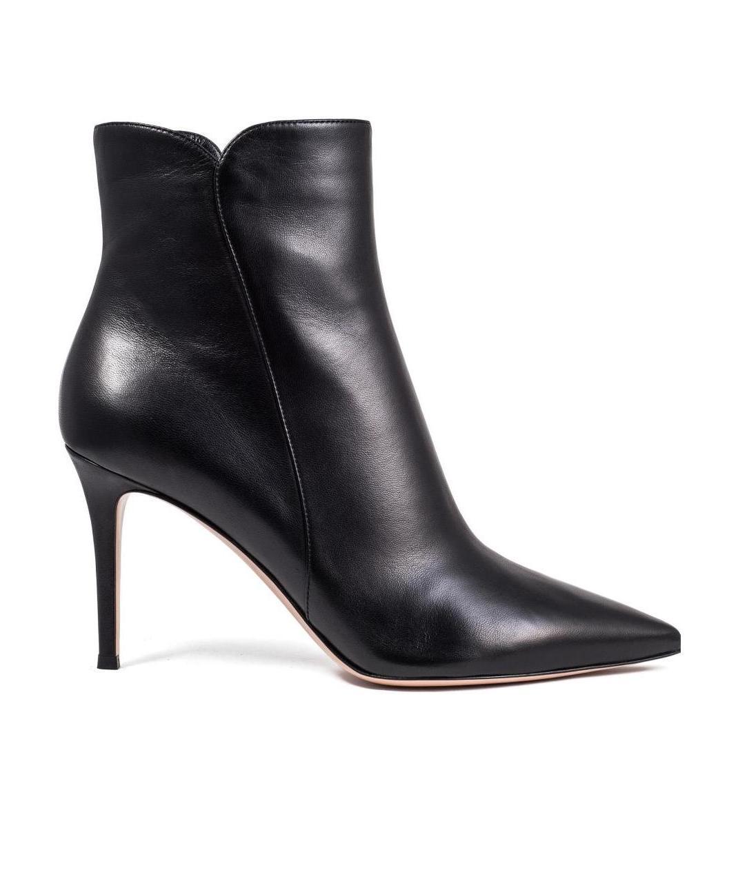 Gianvito Rossi Levy Ankle Boots In Black