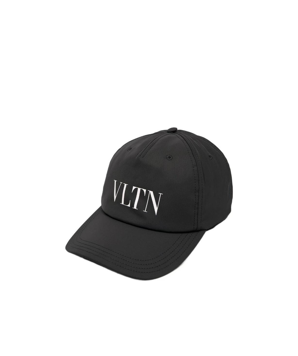 Valentino Garavani Contoured Brim Cap With Adjustable Strap In Black