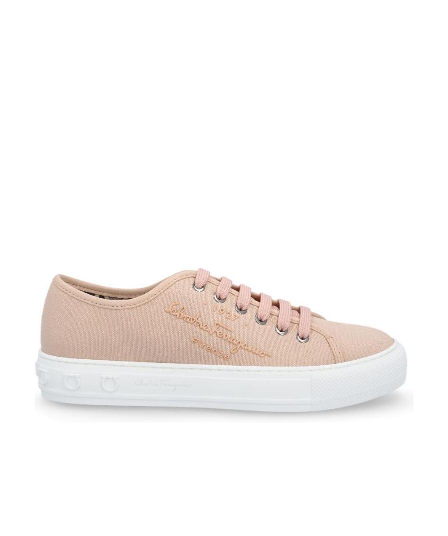 Ferragamo Salvatore Logo Embossed Lace-up Sneakers In Nude