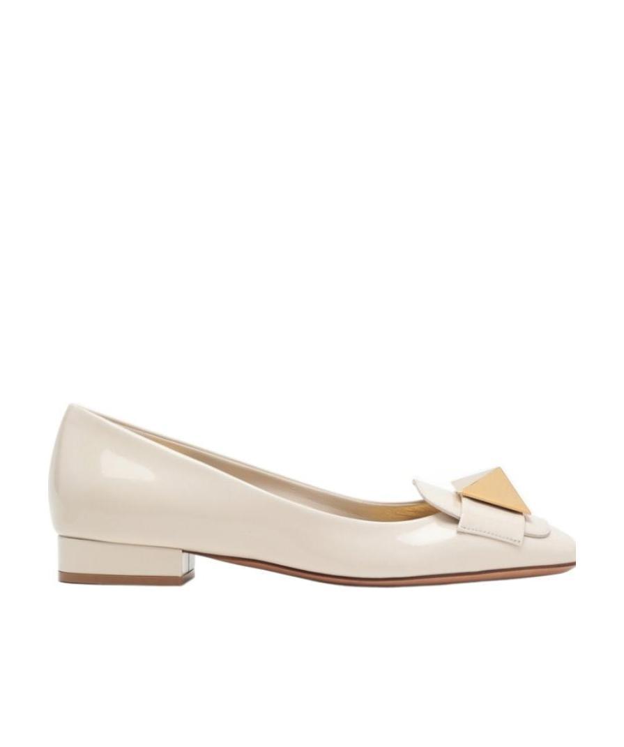 Shop Valentino One Stud Patent Leather Ballerina Shoes In Nude