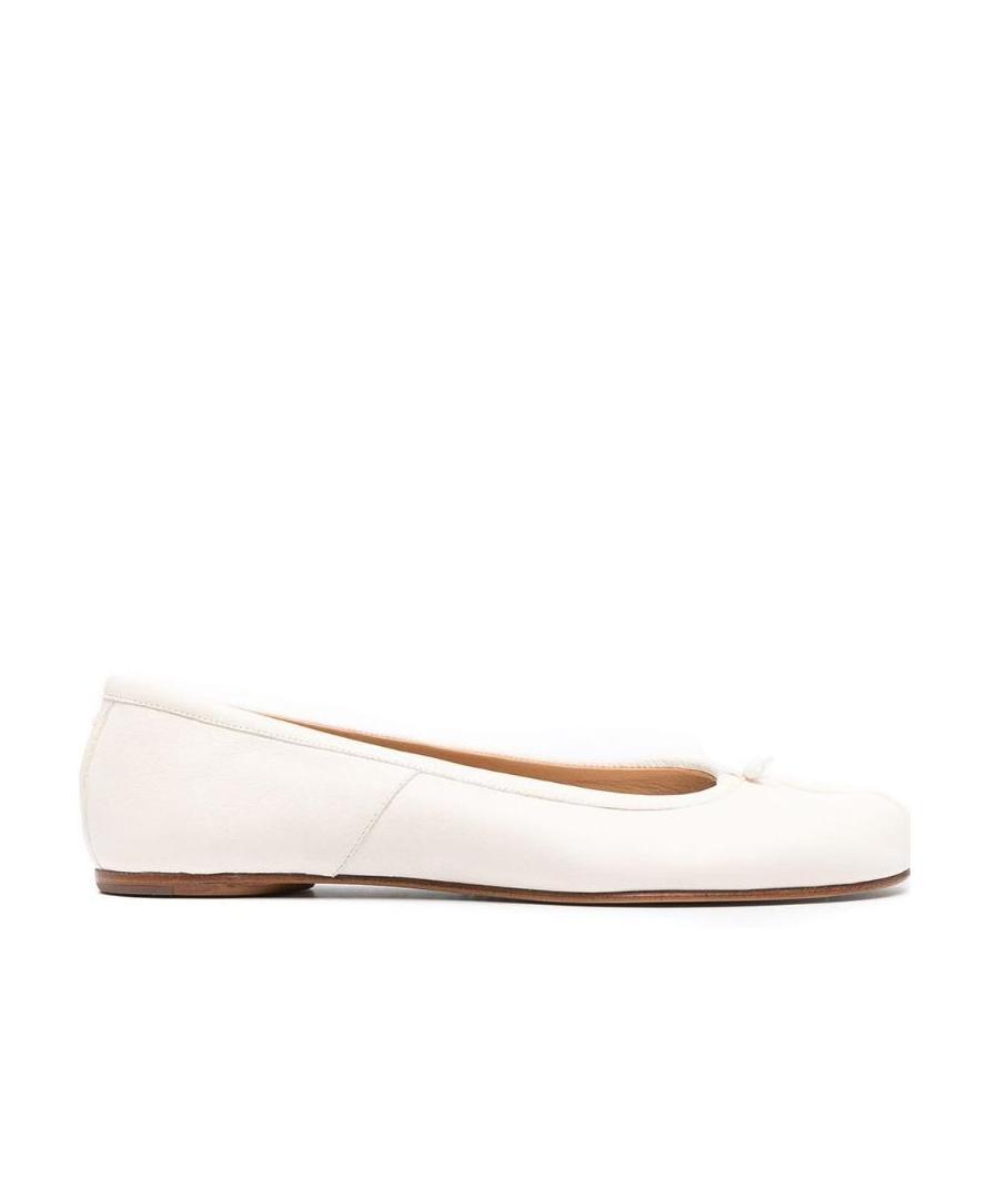 Maison Margiela Tabi Toe Flat Leather Slip-on Ballerina In White