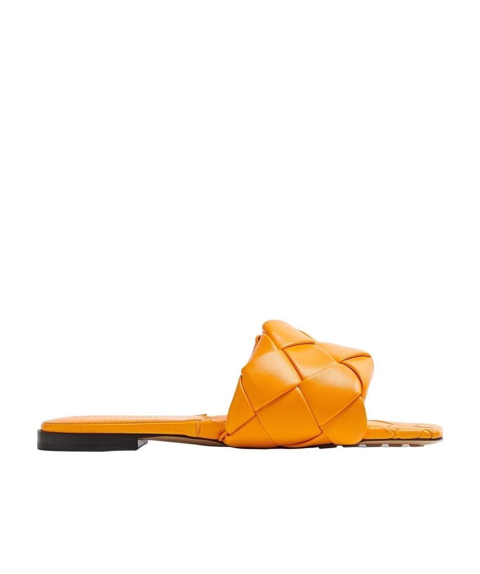Bottega Veneta Orange Square Toe Leather Flat Sandals For Women In Orange