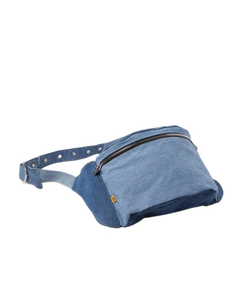 Gallery Dept. Logo Chest Bag In Blue