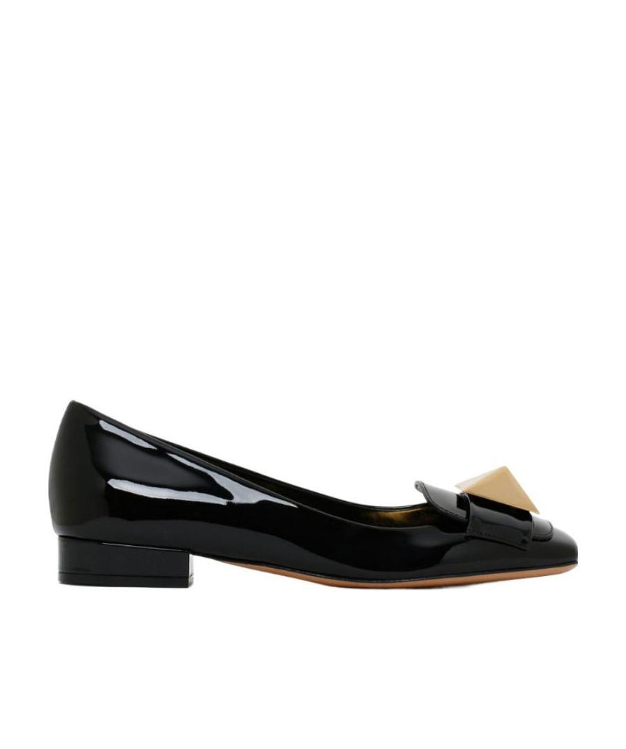 Valentino One Stud Patent Leather Ballerina Shoes In Black