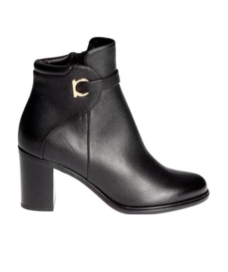 Ferragamo Logo High-heeled Boots In Black