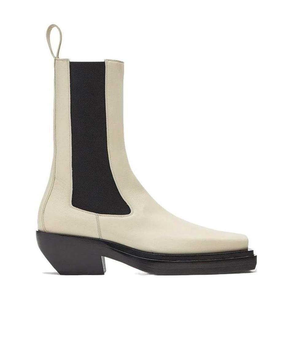 Bottega Veneta Bv Lean Boots In Nude
