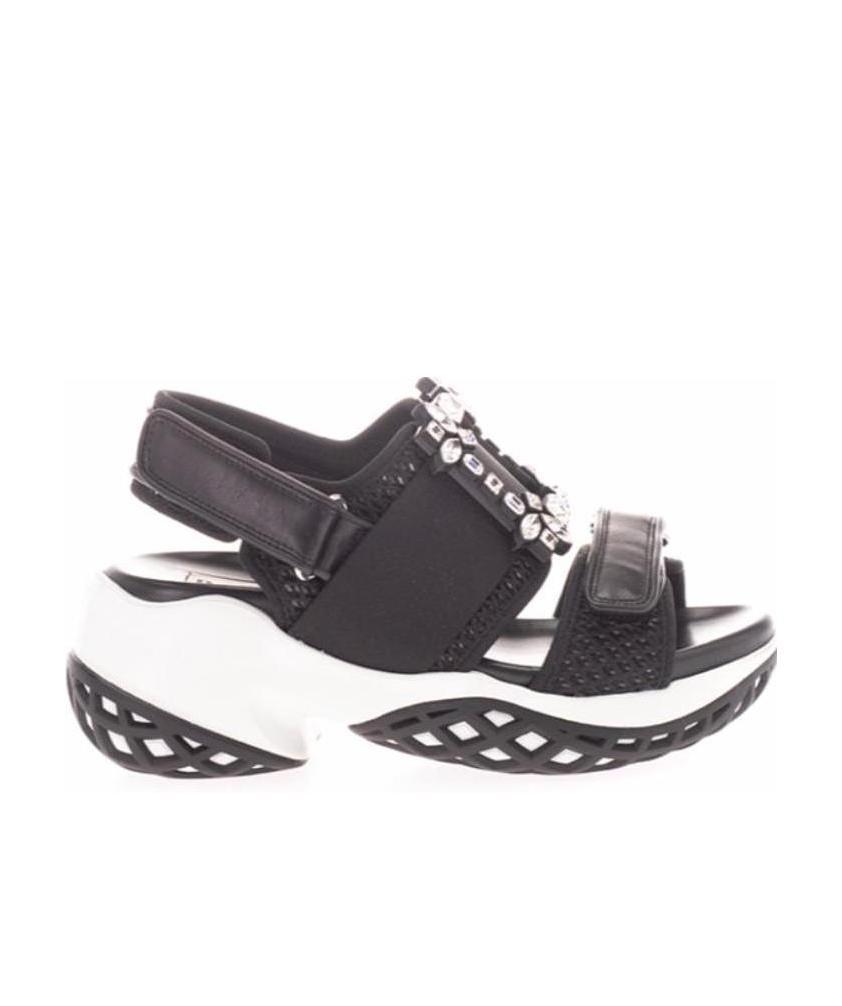 Roger Vivier Viv' Run Diamond Button Sandals In Multi