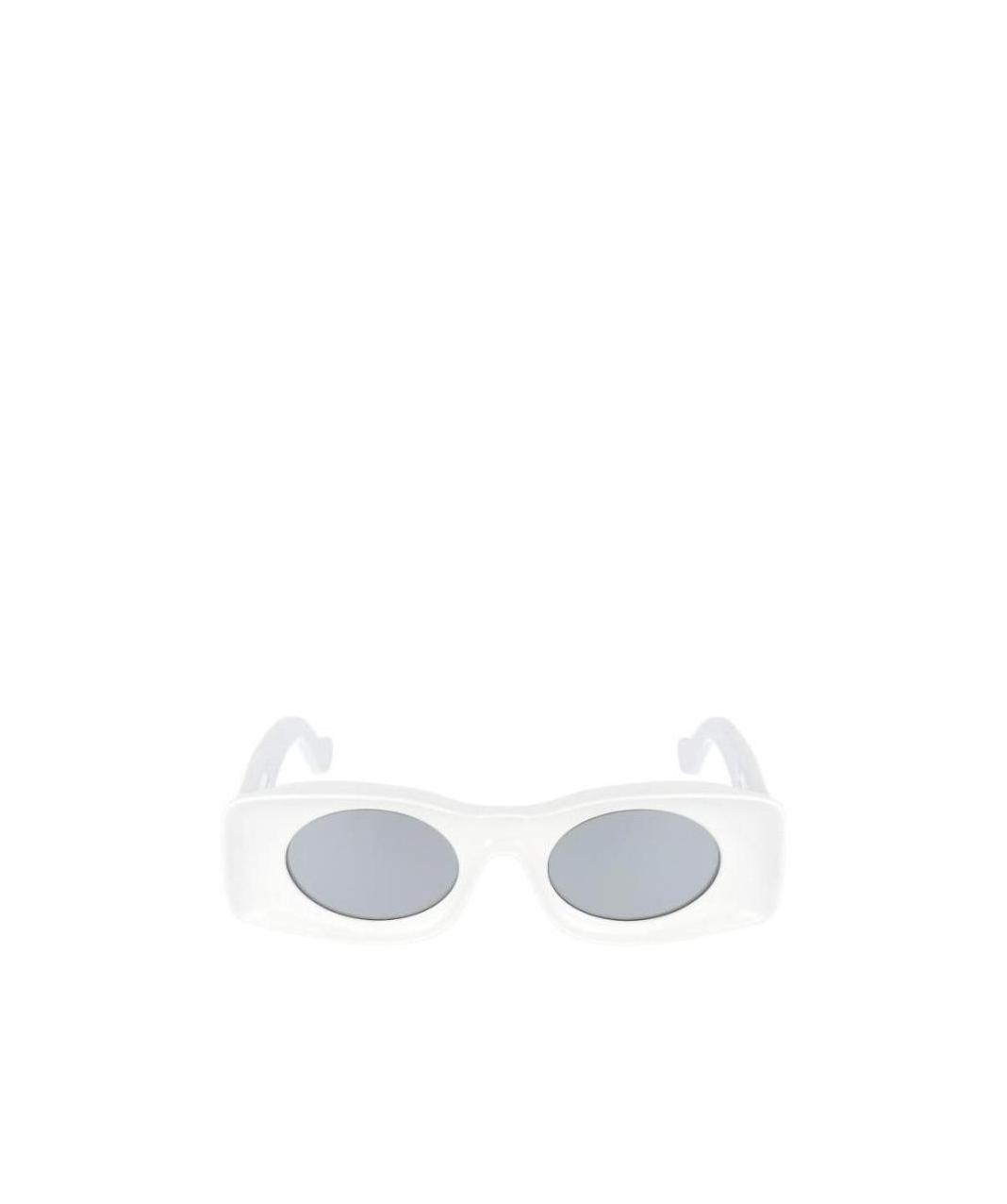 Loewe Logo Rectangular Frame Sunglasses In White