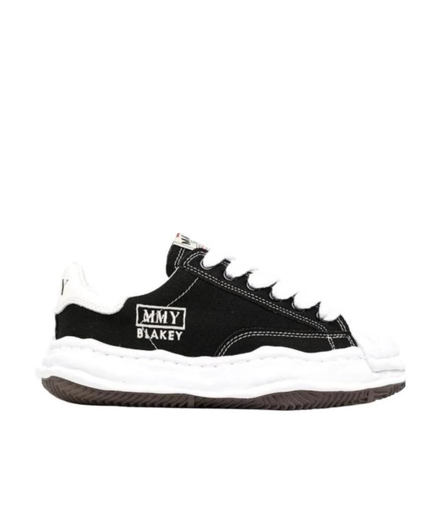 Shop Miharayasuhiro Blakey Low-top Sneakers In Black