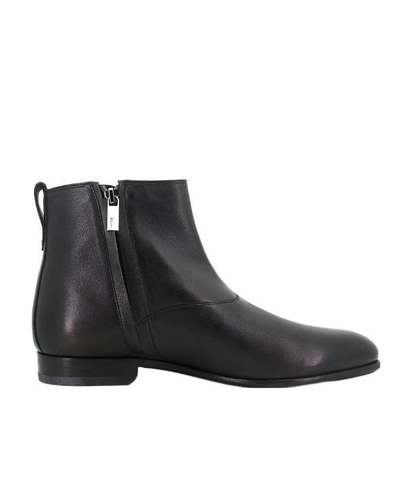 Ferragamo Ankle Short Boots In Black