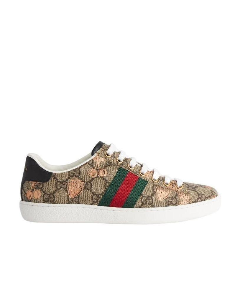 Gucci Ace Gg Supreme Bee-print Monogrammed Sneakers In Beige