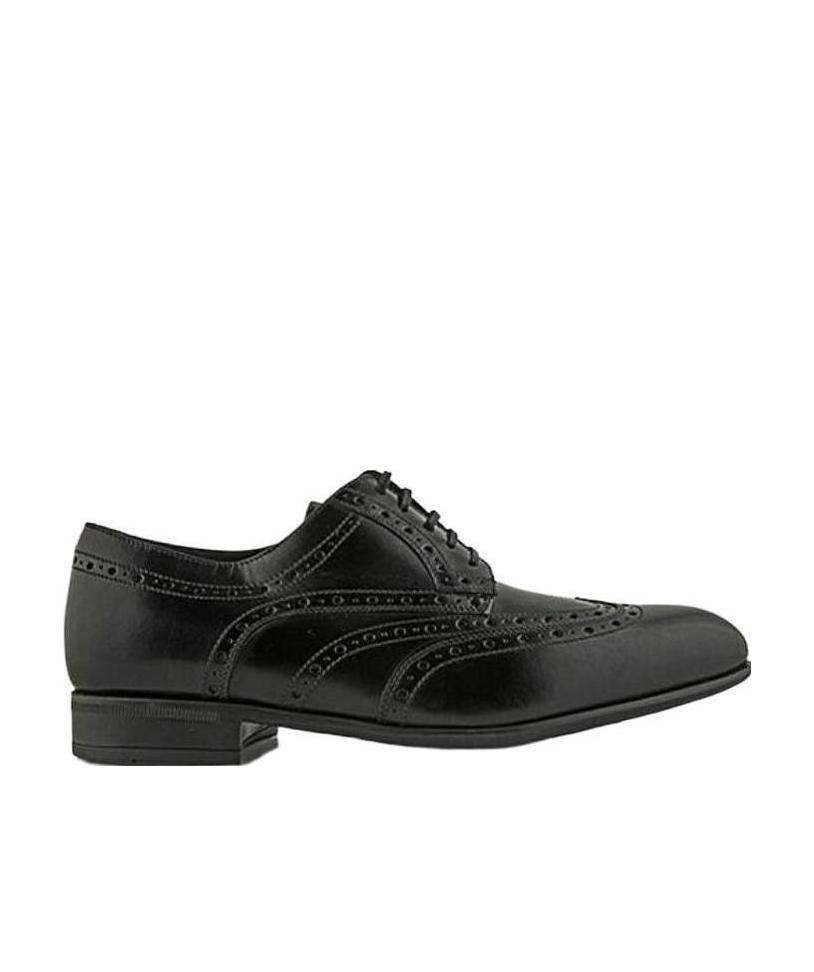 Ferragamo Oxford Leather Shoes In Black