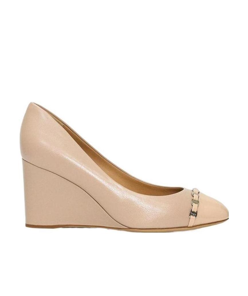 Ferragamo Round Head Heels In Nude
