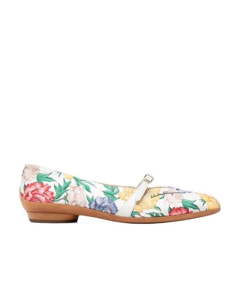 Ferragamo Printed Pattern Flat Shoes In White