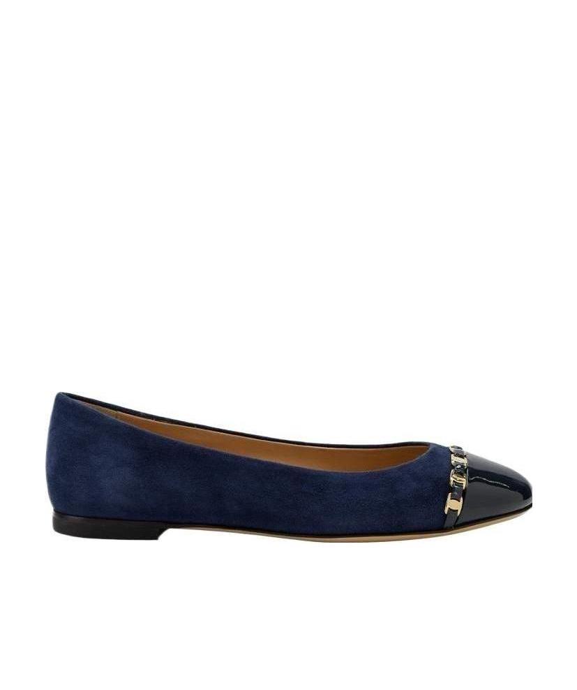 Ferragamo Round Head Ballet Shoes In Black