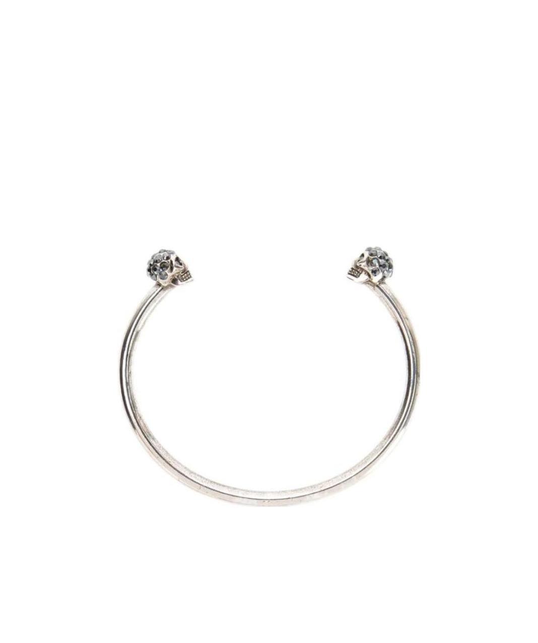 Alexander Mcqueen Jewelled Twin Skull Bracelet In White