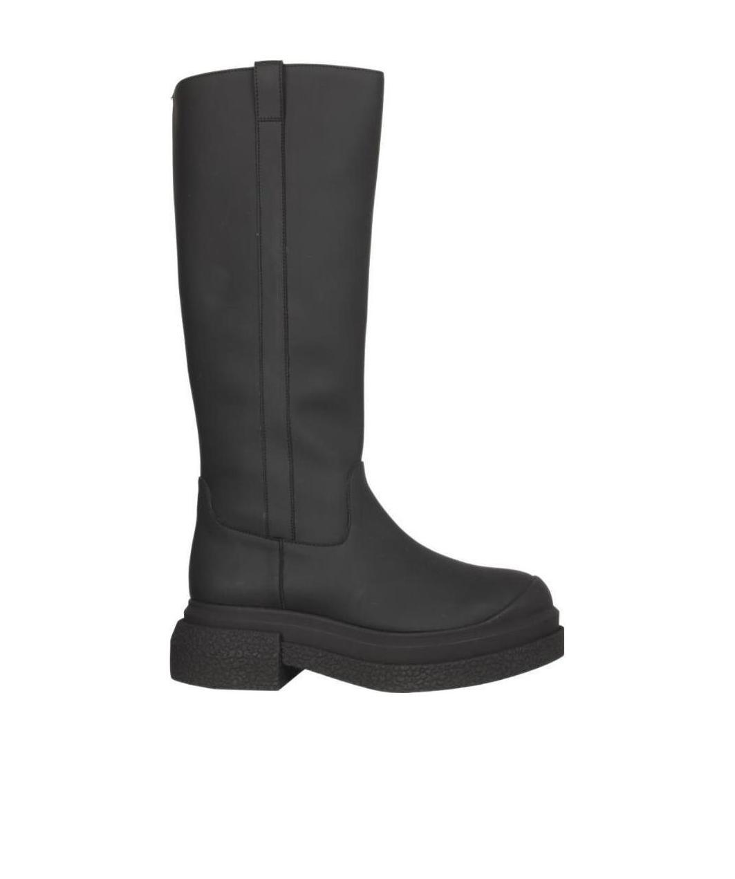 STUART WEITZMAN SPLICING DESIGN AND KNEE BOOTS