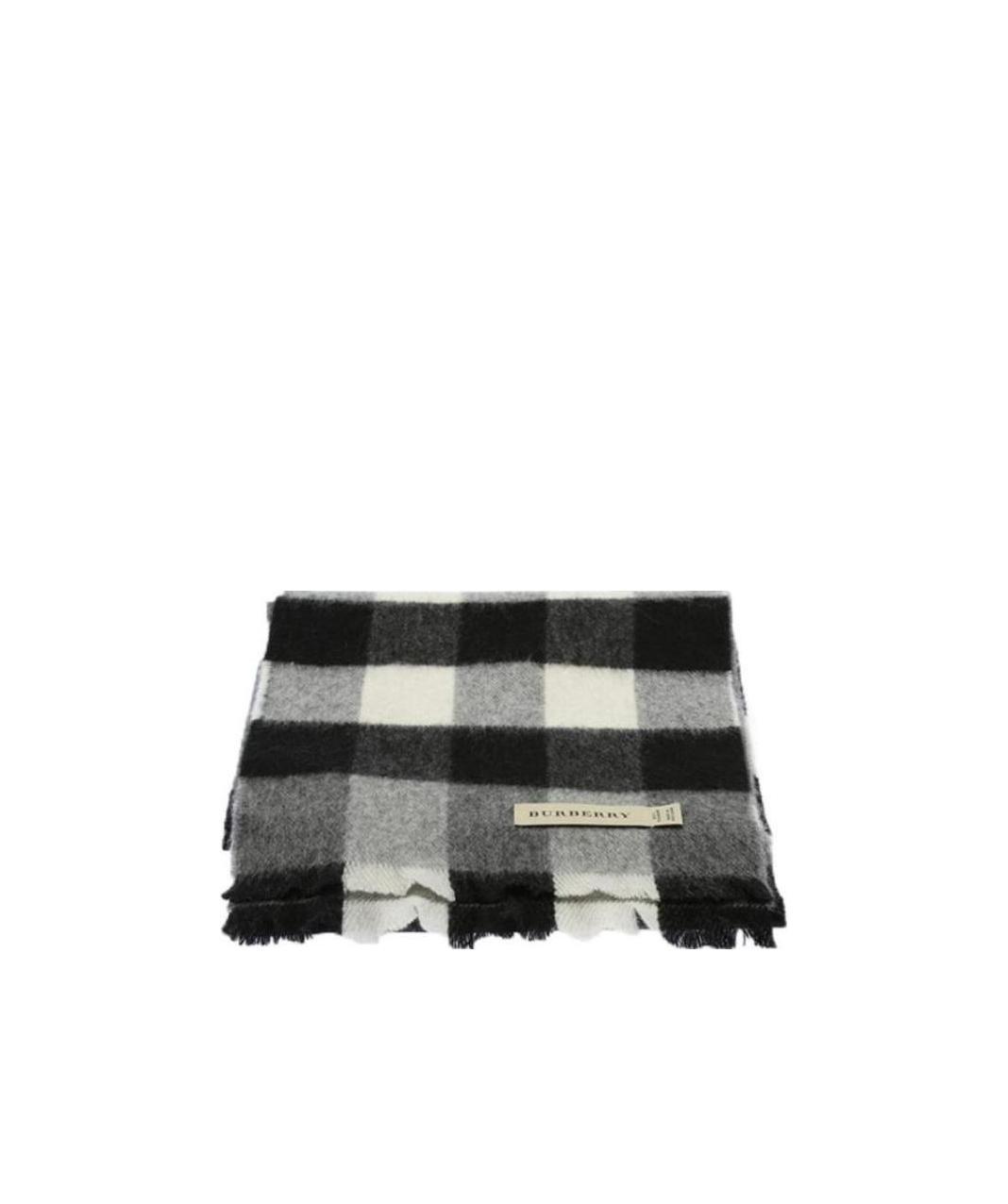 Burberry Logo Checked Scarf In Gray