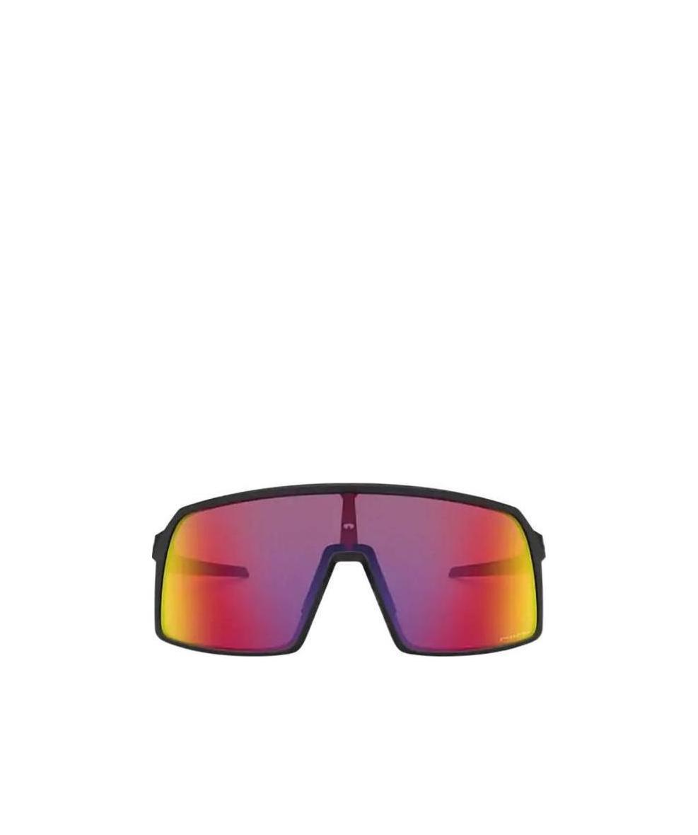Oakley Sutro Aviator Sunglasses In Multicolor