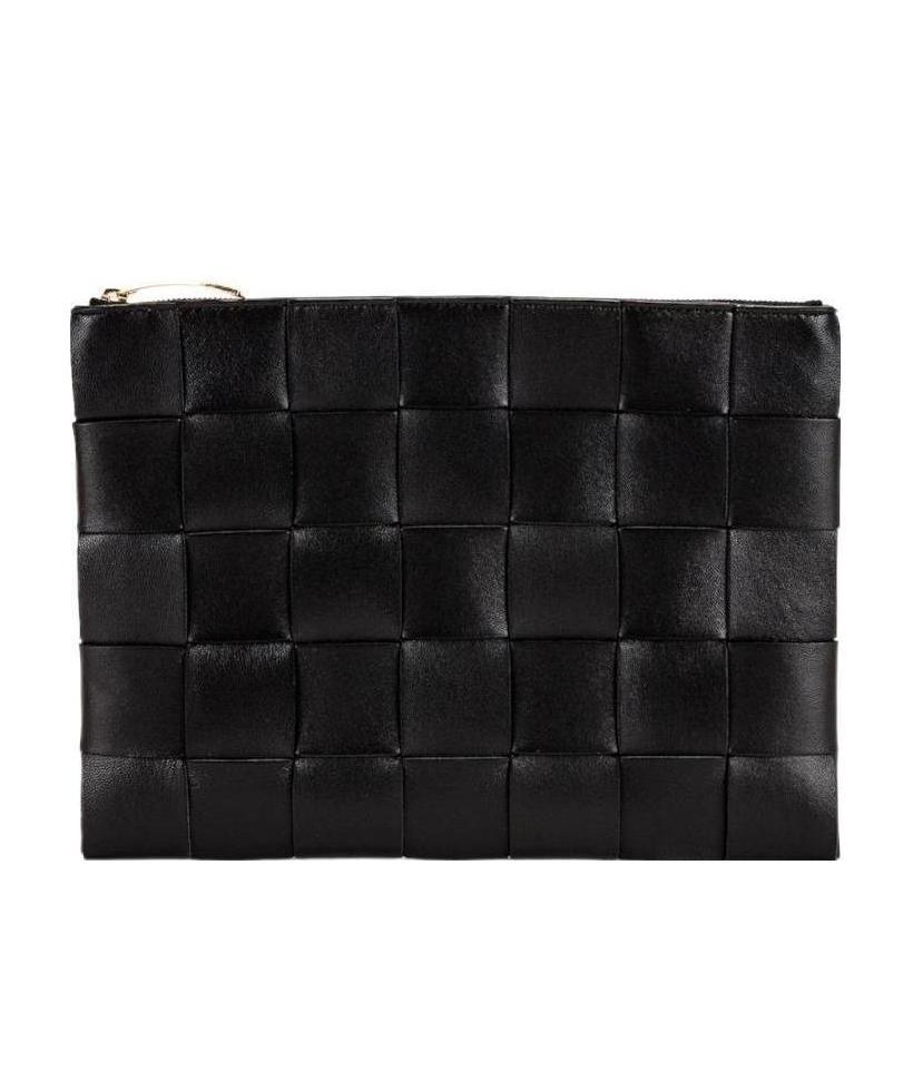 Bottega Veneta Small Intrecciato Zipped Pouch In Black