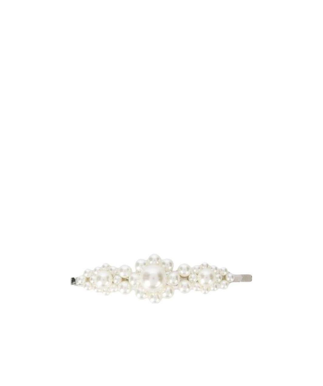 Simone Rocha Pearl Embellished Hair Clip In White