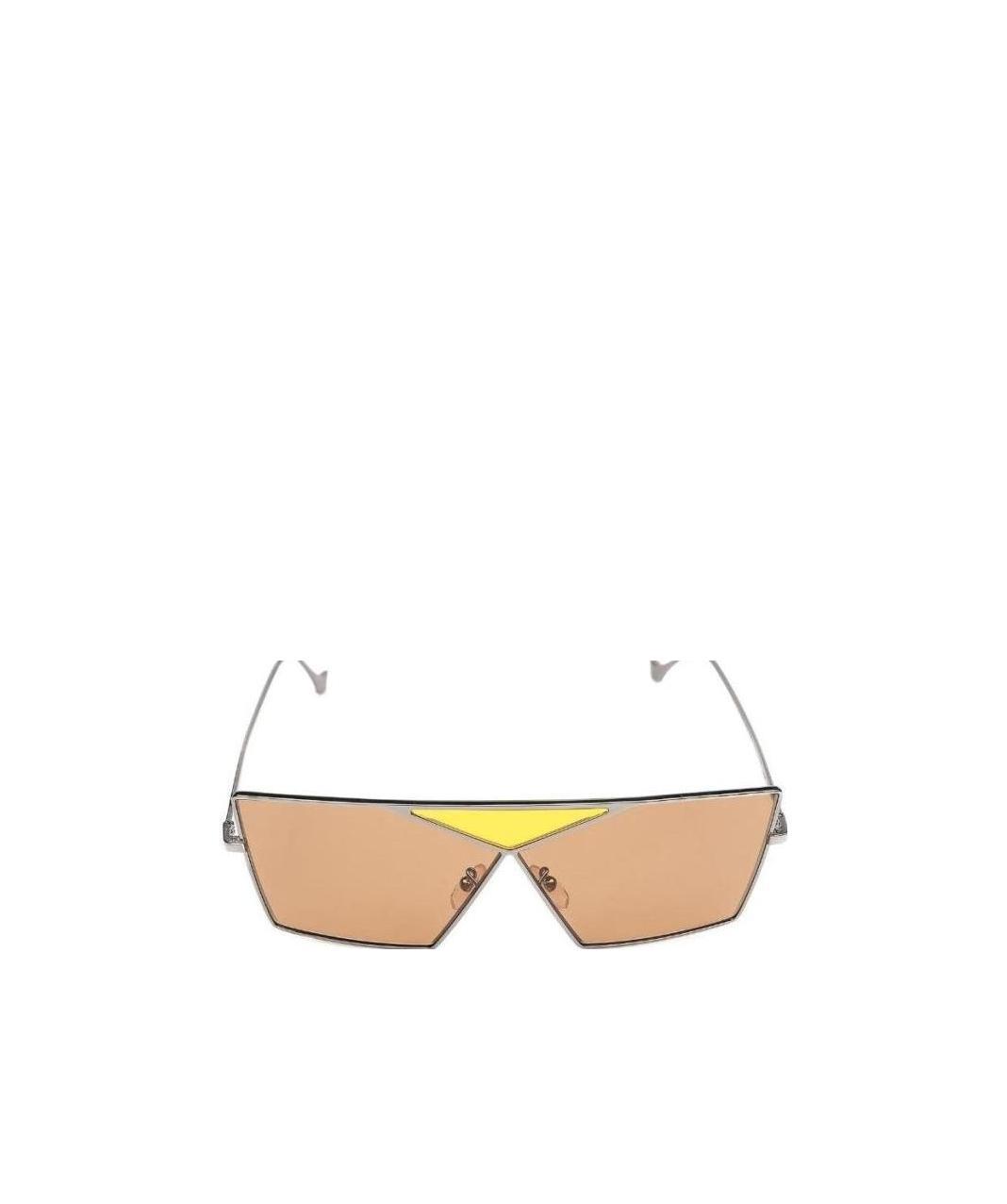 Loewe Geometric Frame Sunglasses In Nude