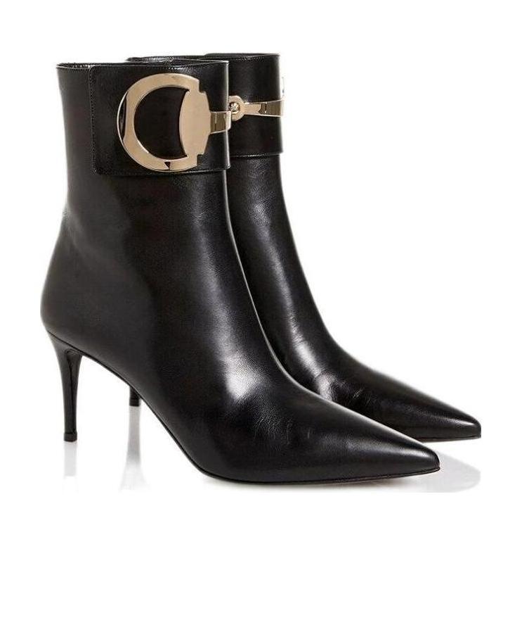 Gucci Side Zipper Boots In Black