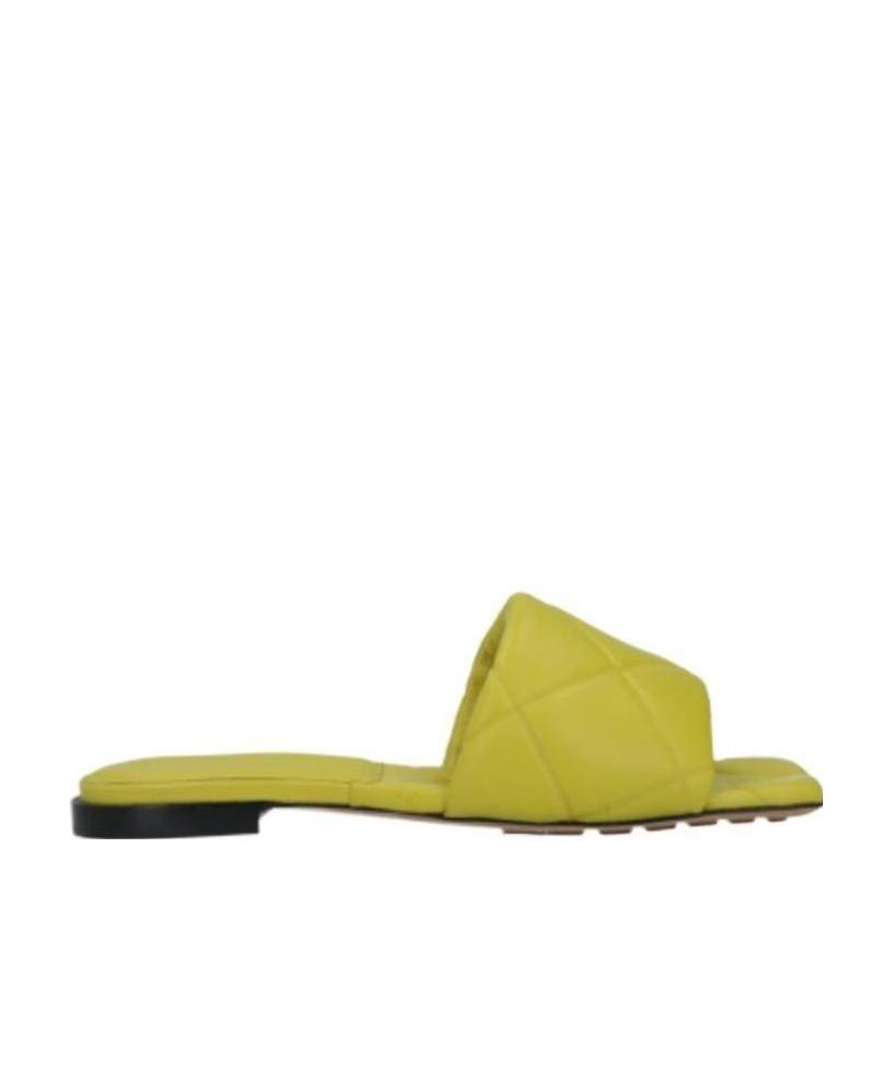 Bottega Veneta Green Intreccio Lido Flat Sandals In Yellow