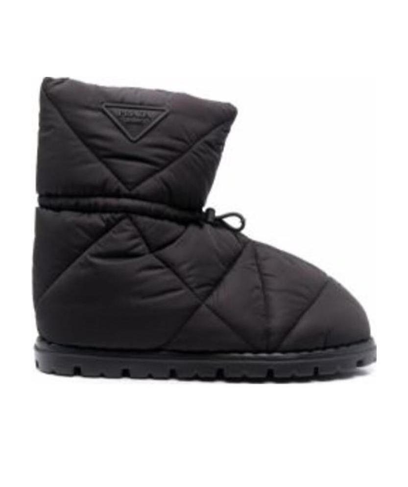 Prada Triangle-quilted Logo-patch Snow Boots In Black