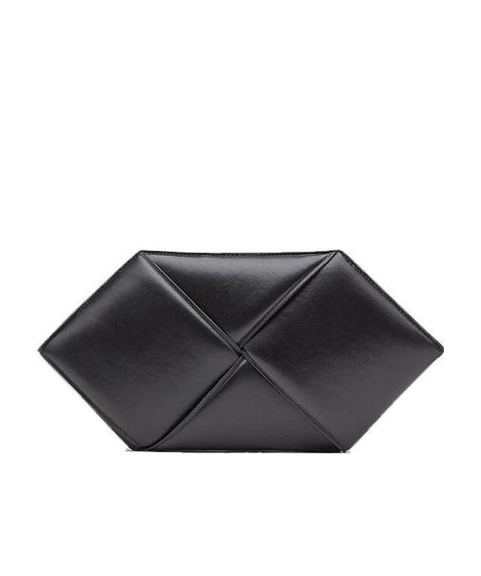 Bottega Veneta Intrecciato Zipped Clutch In Black