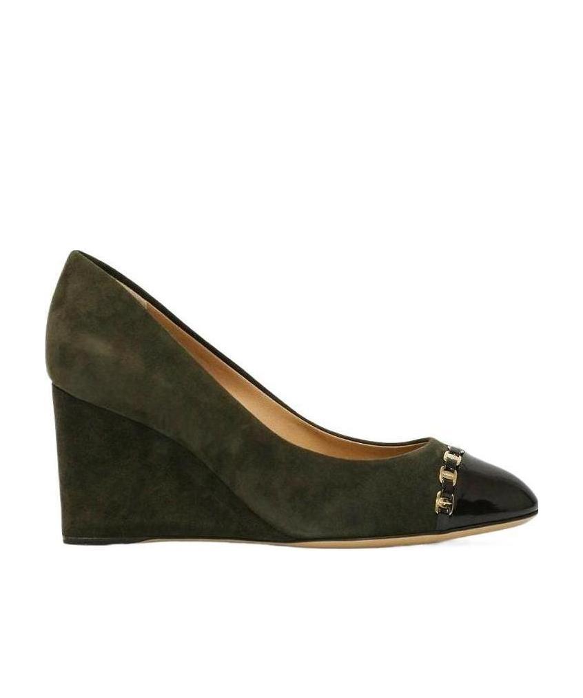 Ferragamo Round Head Heels In Black