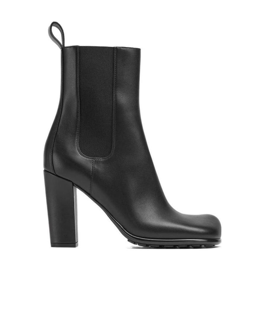 Bottega Veneta Storm Leather Ankle Boots In Black