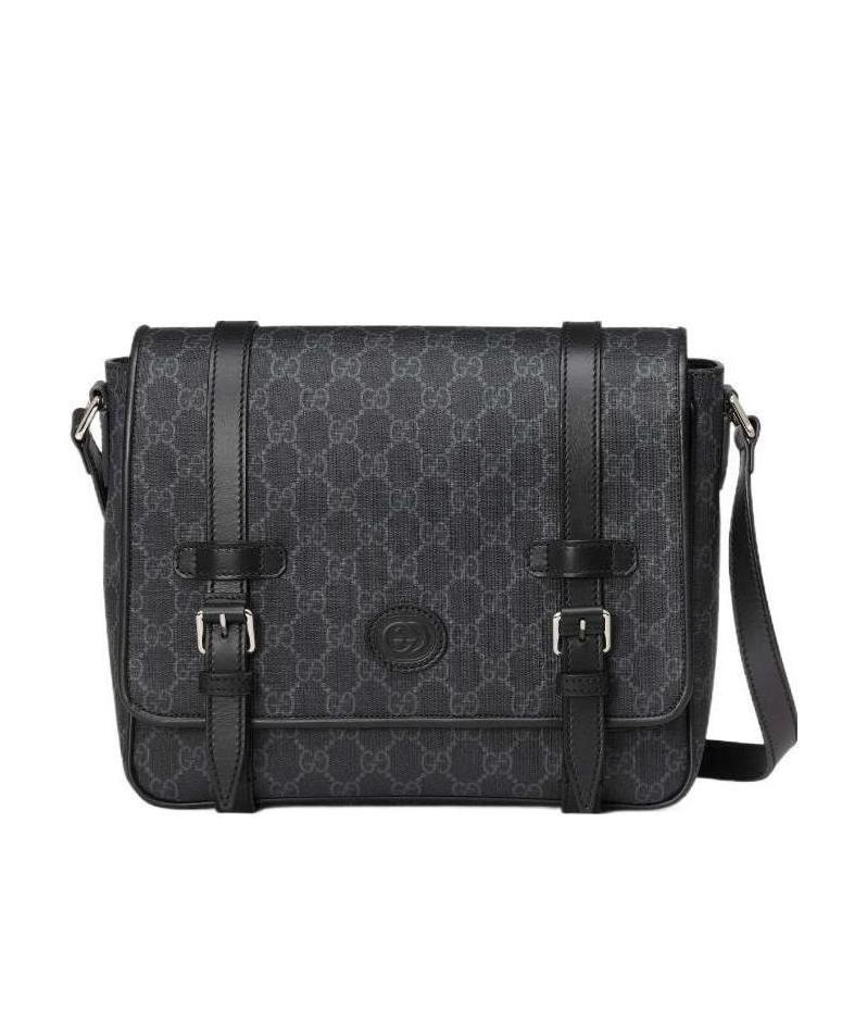 Gucci Gg Supreme Messenger Bag In Black