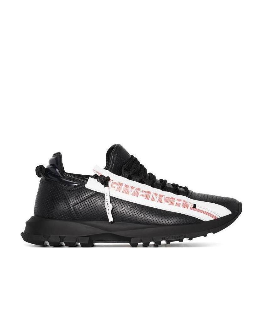 Givenchy Spectre Low-top Leather Sneakers In Black