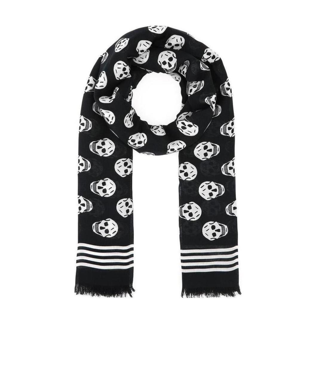 Alexander Mcqueen Skull Print Frayed Scarf In Black