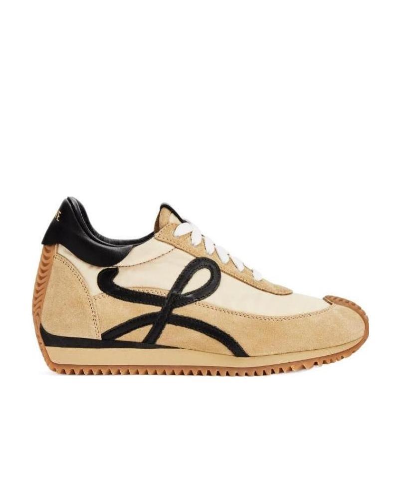 Loewe Flow Runner Sneakers In Nude