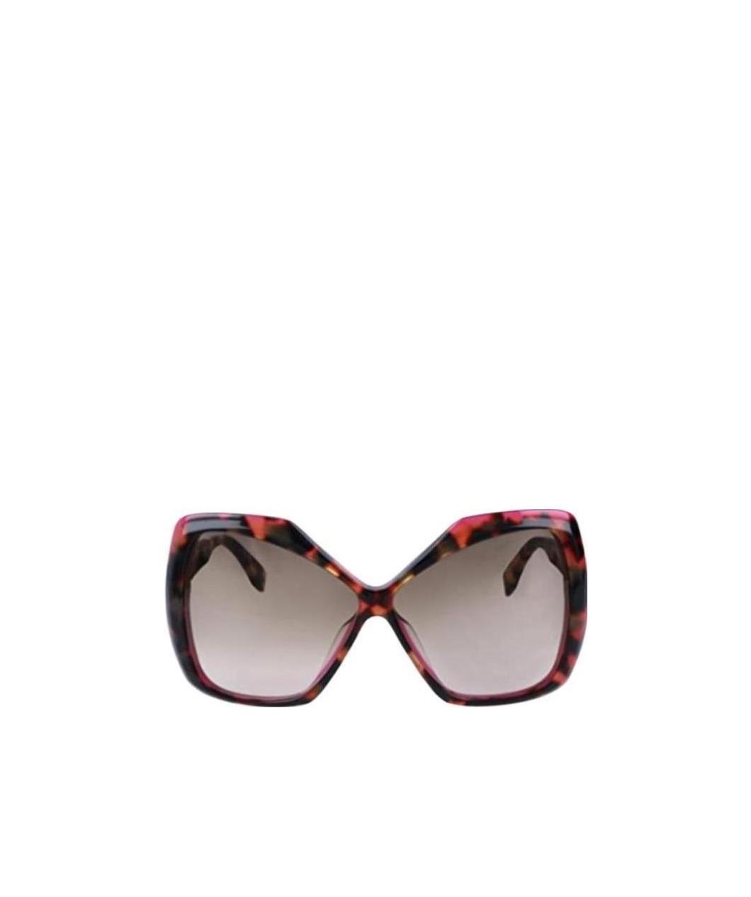 Fendi Square Sunglasses In Gray