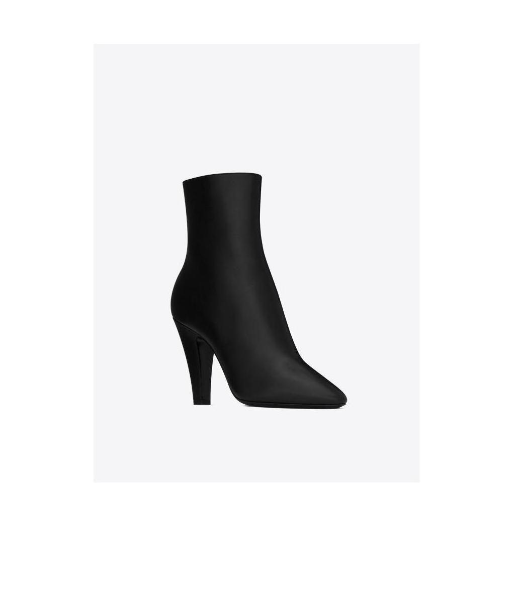 Saint Laurent Logo Boots In Black