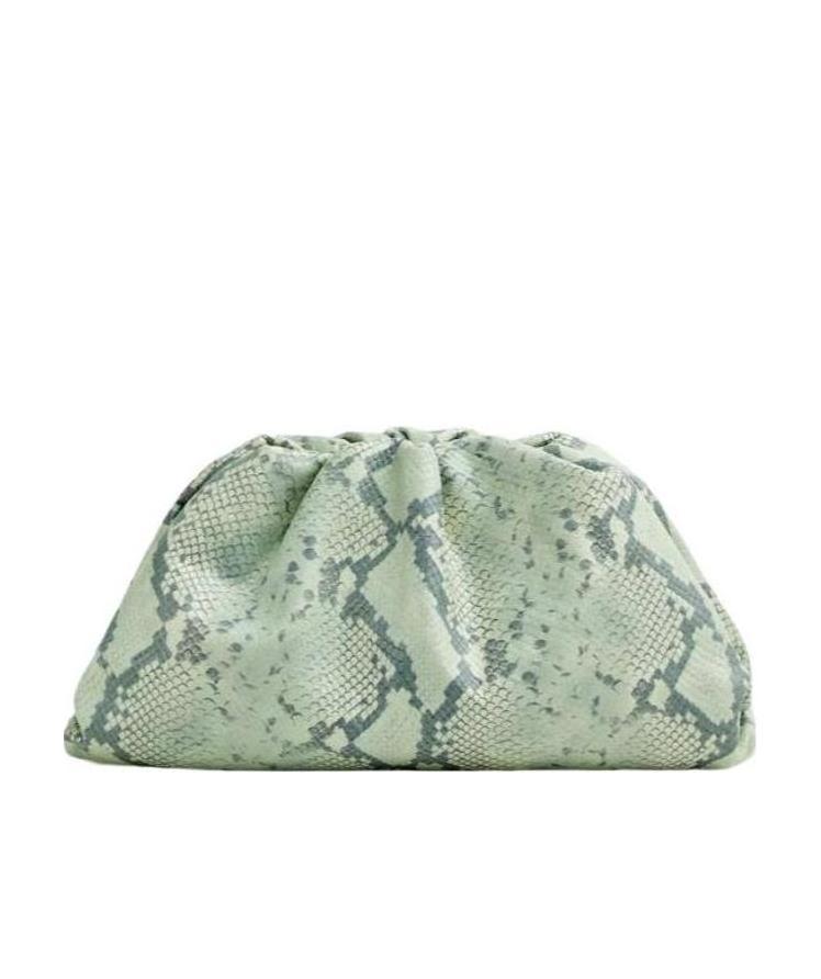 Bottega Veneta The Pouch Clutch Bag In Gray