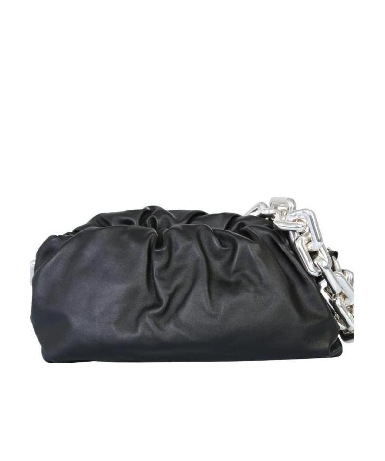 Bottega Veneta The Chain Pouch Shoulder Bag In Black