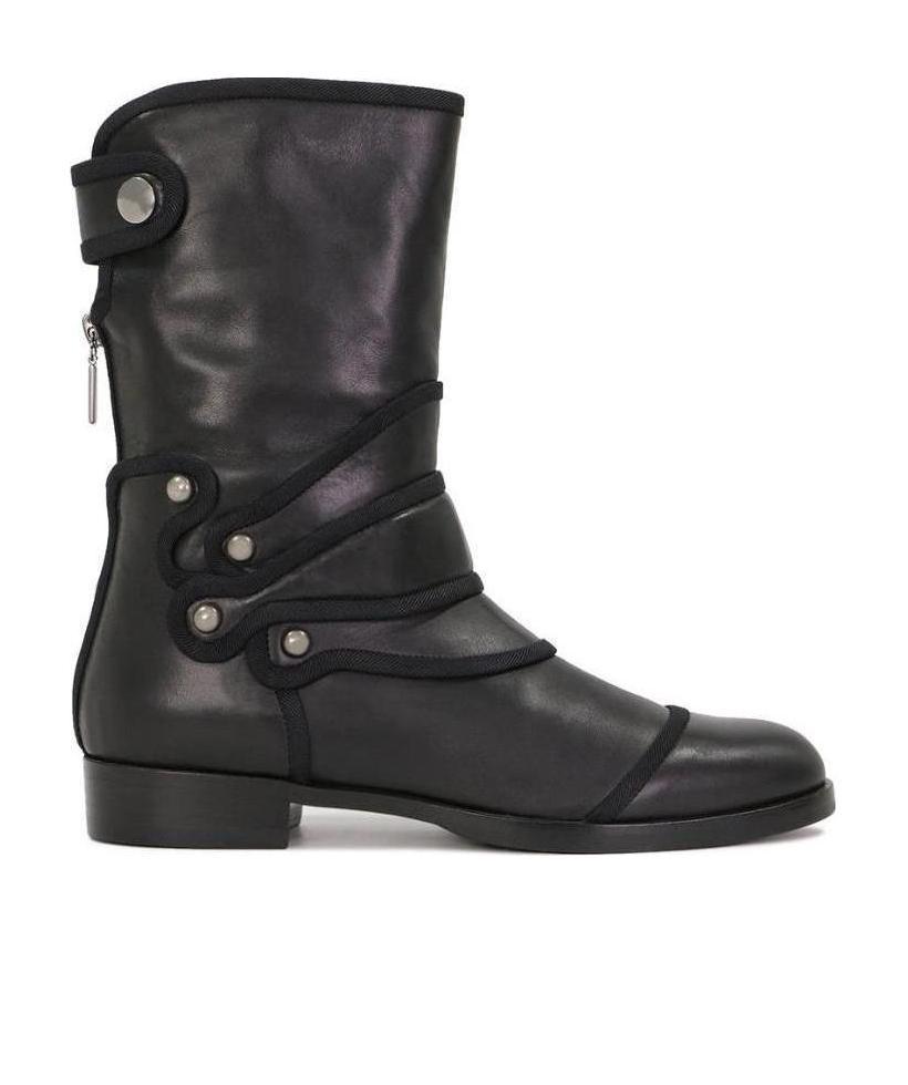 Dolce & Gabbana Zipper Details And Ankle Boots In Black