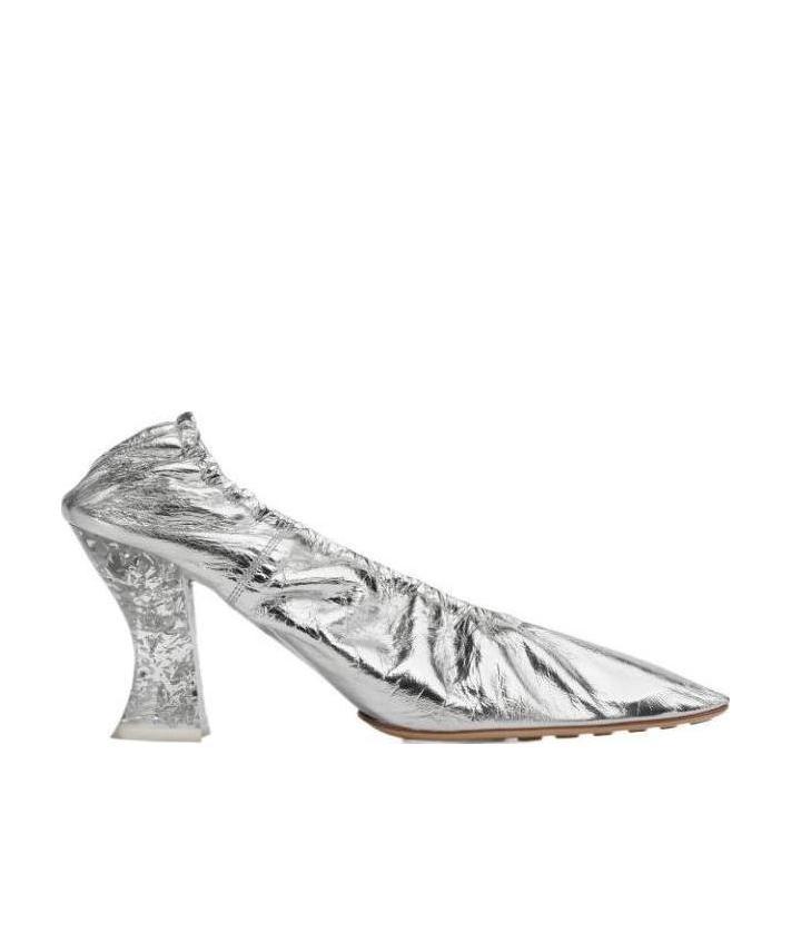 Bottega Veneta Almond Metallic Pumps In Gray