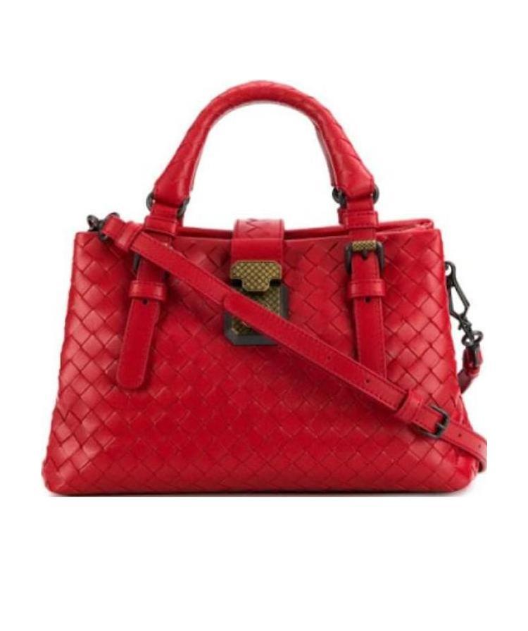 Bottega Veneta Knitted Handbag In Red