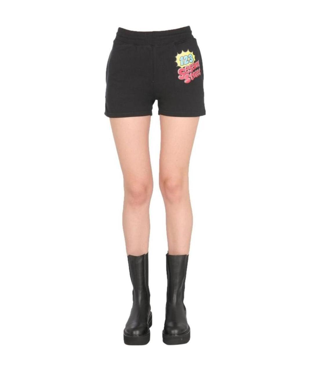 Moschino Printed Casual Shorts In Black