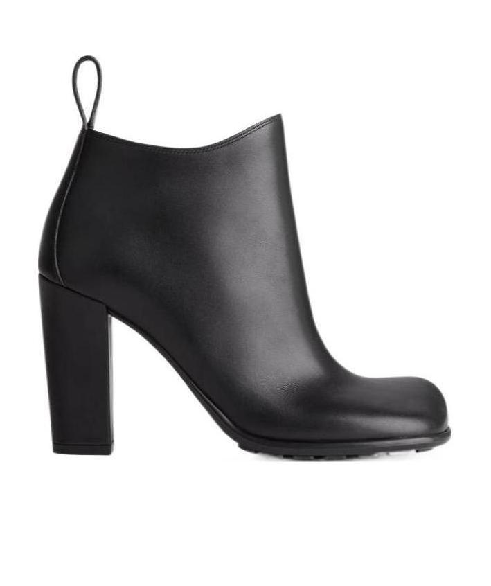 Bottega Veneta Shine Square Toe Ankle Boots In Black