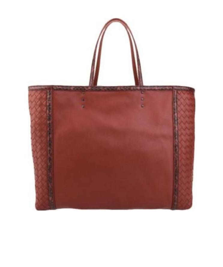 Bottega Veneta Handbag In Red