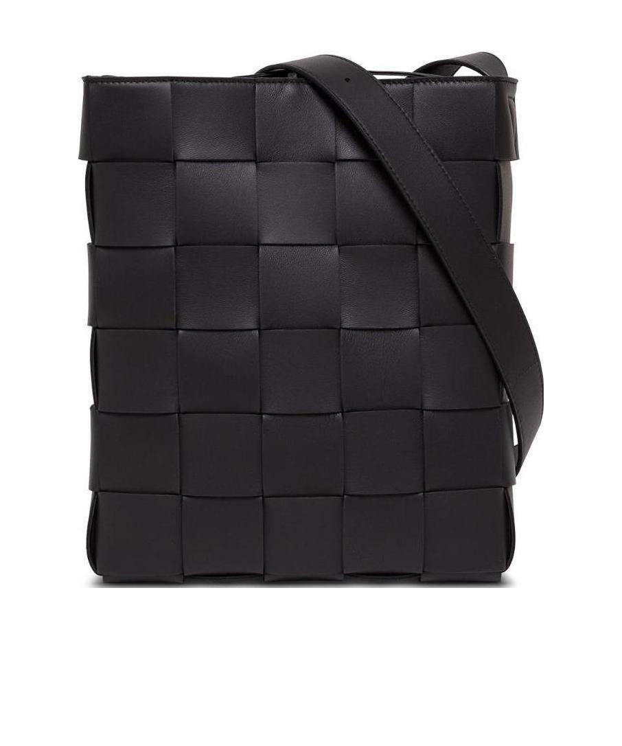 Bottega Veneta Cassette Intrecciato Shoulder Bag In Black