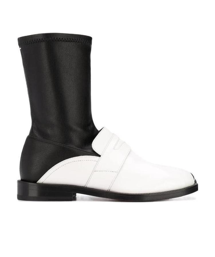 Maison Margiela Tabi Loafer Boots In Black
