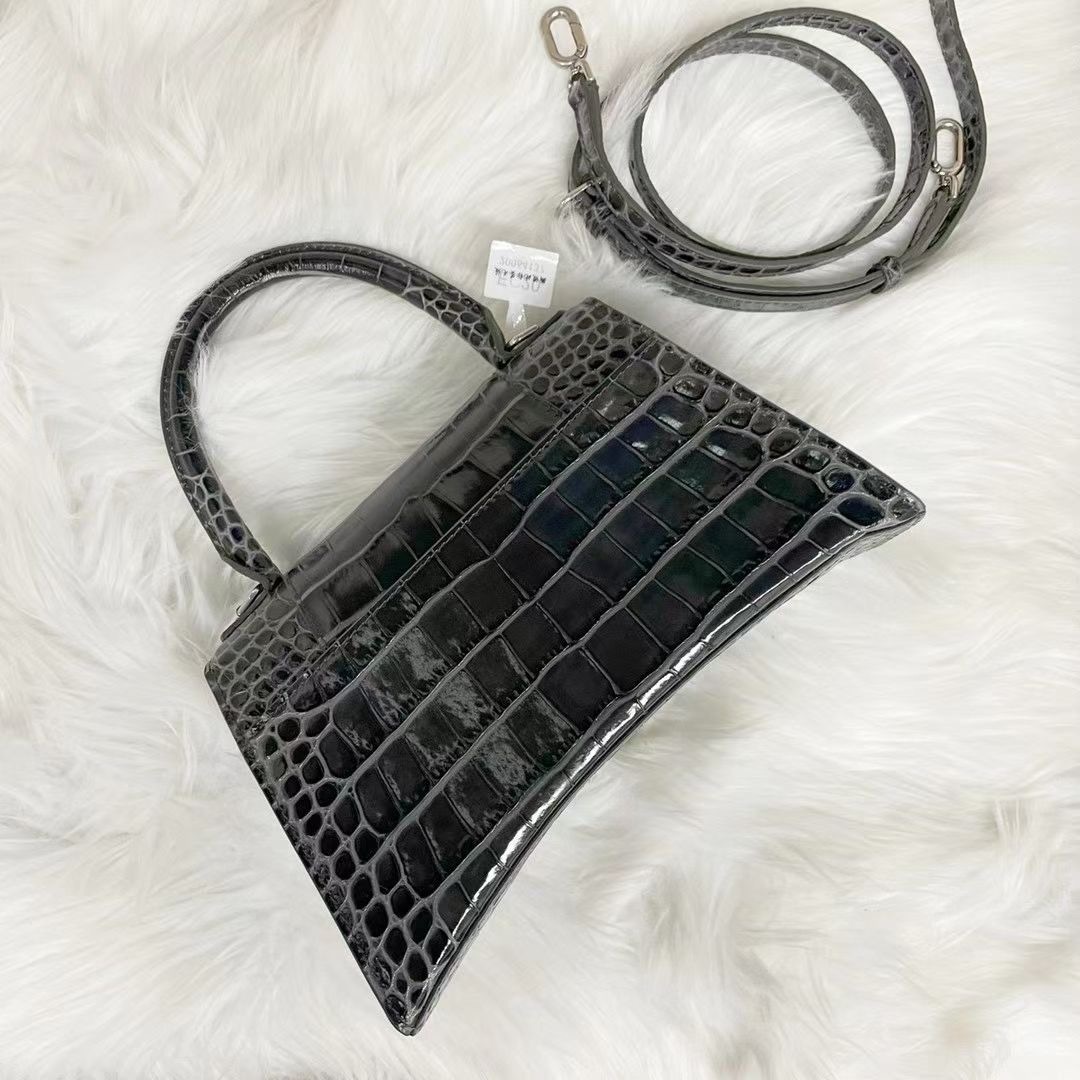 Balenciaga Medium Hourglass Handbag In Black